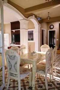 Dreamie House - Riverside villa with 4 bedrooms