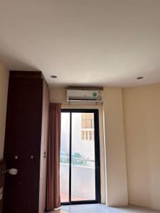 Aizel Inn, Patong Beach