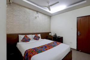 FabHotel Druv In