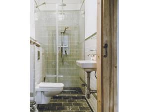 1-Bed Flat near Forest & River