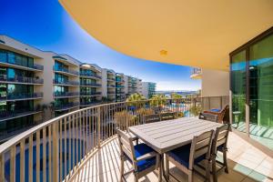 Phoenix on the Bay 1315 condo