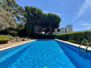 Vilamoura Vintage Villa With Pool by Homing