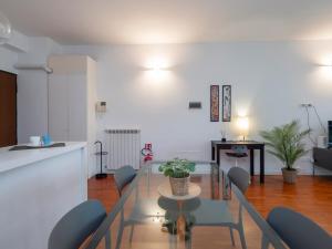 Xenia Milano - 2 rooms apt in Via Mecenate 84 - 8