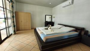 Private Pool Villa - 3BR Multi-Family in Mae Phim - Sleeps 8