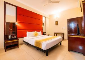 Crestmont Admire Hotel