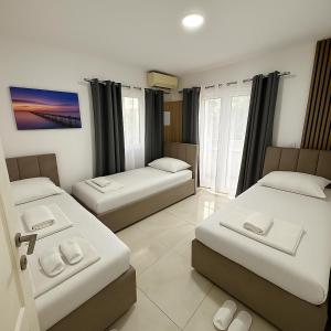 Guest house, Small beach