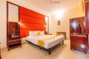 Crestmont Admire Hotel