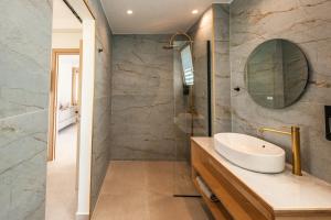 Kantari suites