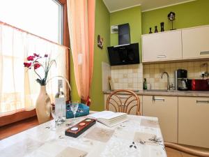 Apartment mit Terrasse by Interhome