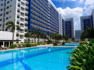 The Pinkdoor Moa Staycation at Sea Residences