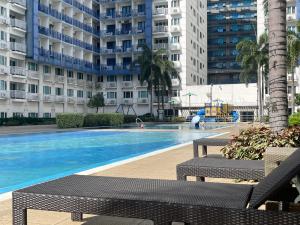 The Pinkdoor Moa Staycation at Sea Residences