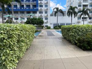 The Pinkdoor Moa Staycation at Sea Residences