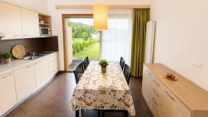 Smreka Cottage by the forest near Terme Topolšica