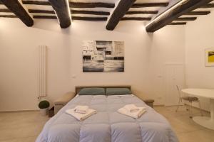 Elce Studio - Historic Beams & Modern Design