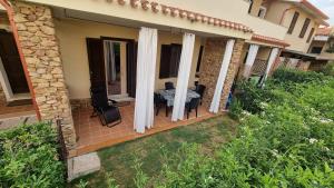 Zoe House
