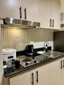 Aureo 1BR Fame Residences near Shaw, SM Megamall, Ortigas Skyline View