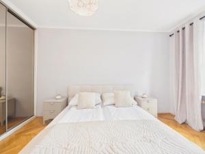 Old Town Bednarska 23 Apartment by Solarento