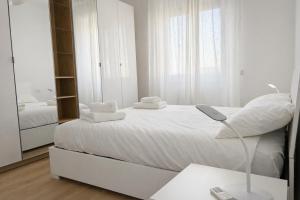 San Siro Luminous Urban Home 3 AC&WiFi