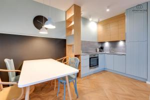 City Center - Granary Island by Apartmore