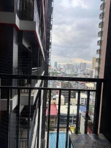 Affordable Staycation in Metro Manila by Cabana Sands 638