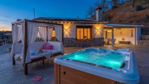 Cortijo La Envarra El Borge by Ruralidays