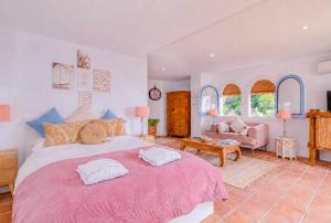 "The Chill Pad A Boutique Style StudioYour Soul Caresses The Sea"