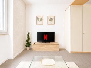 Roseto Apartment - Modern Elegance and Relaxation