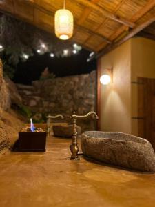 Glamping in the woods above the lake