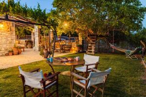 Petalidi Olive Garden Stone House near the beach
