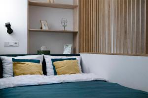 Apartment in the Old Town between the Main Square and Kazimierz, 300 meters from the Krakow Airport train