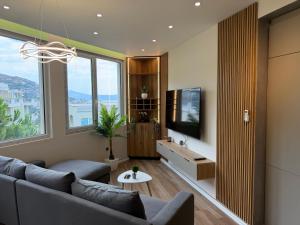 Damian House Luxury
