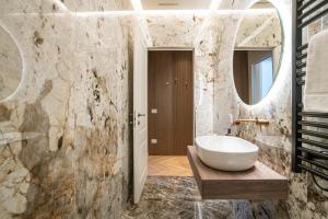 TheLuxe Residences