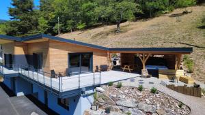 Chalet prestige climatisé avec sauna et Jacuzzi