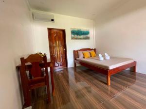 Queen Deluxe Room III Fuego Island Guest House By Fuego Island Private Resorts