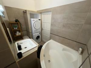 City Centre Main Square Apartment