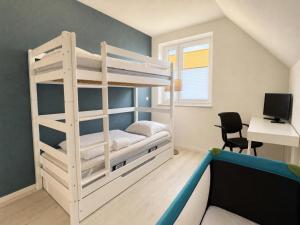 Holiday Home at Engelskopf - Sauna - Field Views - Terrace - Up to 8 Guests