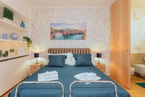 NEW - 3 min from Central Station - Private Balcony - Italico Suite