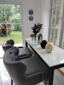 Garden House with backyard near Chachoengsao