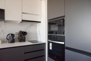 Modern Chill 1BR w Pool & BBQ near Irarrazabal