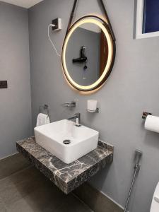 Misty Peaks Hanthana Boutique Homestay