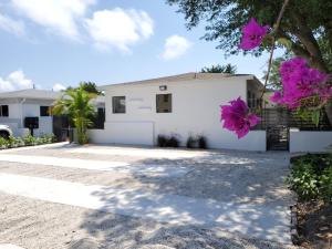 Apartment In Little Havana, Steps to Brickell