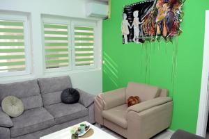 Mona Apartman