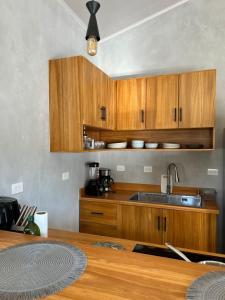Uvita Home-5 min to Beach, AC