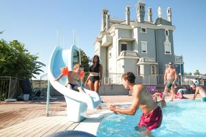 Camping Village Internazionale Sottomarina Bungalow A für 4 Personen