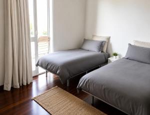 Beautiful 2BR - 10 mins from Funchal - Ocean Views