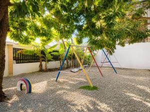 Villa 14 huéspedes - Piscina, jacuzzi y jardín privado - 15 min aereopuerto y playa
