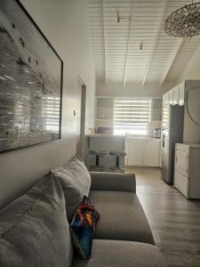 Private 1BR Apartment Near Airport