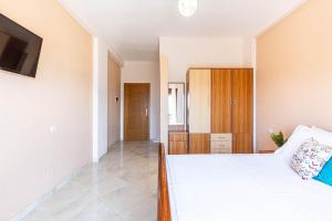 Radhima Res 10 - Double Room, Sea View