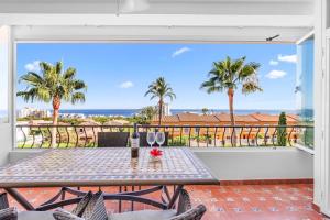 Sea Views to Africa &Pool Calahonda