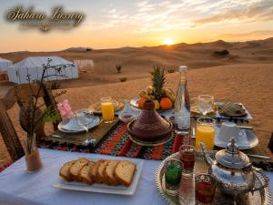 Sahara Luxury Package & Activities